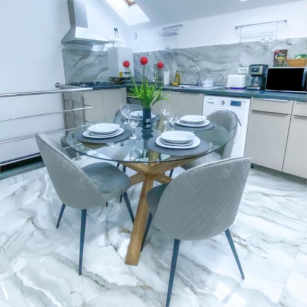 The Residence Of Silver Sky House Тимишоара Екстериор снимка